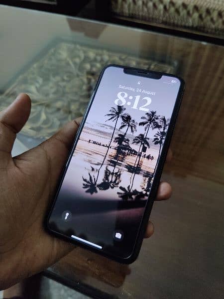 Iphone 11 pro Max Factory unlocked non pta 256 gb 1