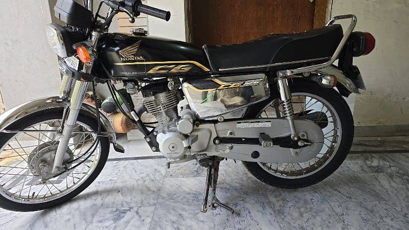 Honda 125 Special Edition 2