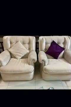 sofa in good condition