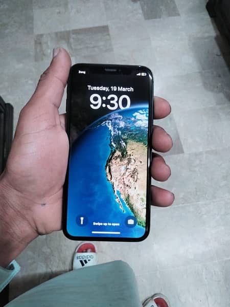 apple iPhone x black pta proved 0