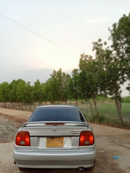 Suzuki Baleno 2004 5