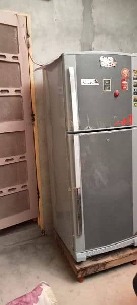 Dawlance Refrigerator Medium size for sale 1