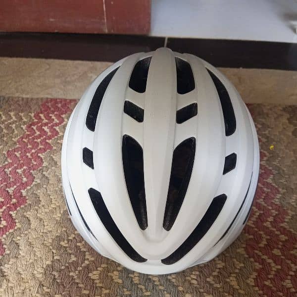 Giro bicycle helmet 6