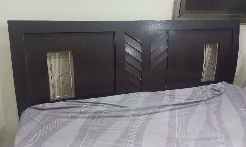 Bed and wardrobe Used as like new 0