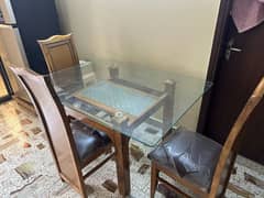 Dinning Table With 4 chairs