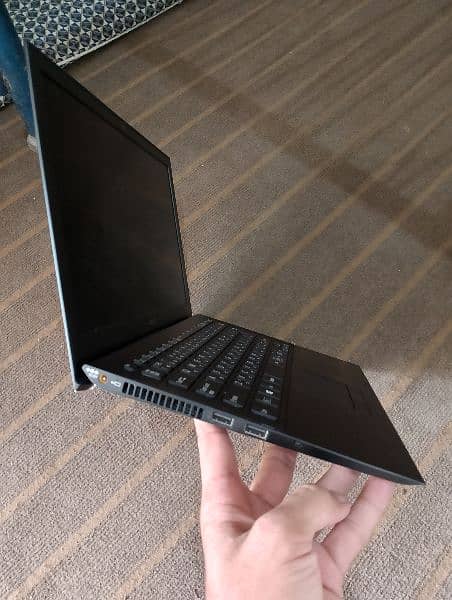 SONY LAPTOP CORE I5 , 6 GENERATION 2