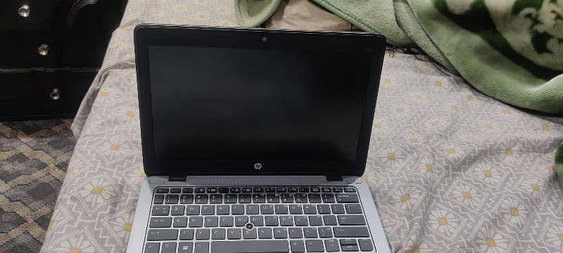 Hp Elite Book 820 6