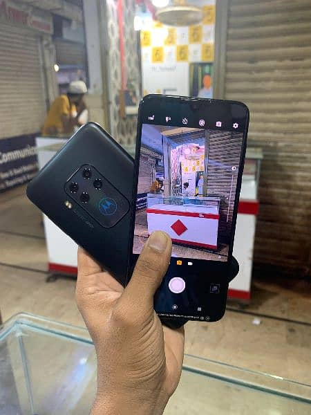 Motorola one zoom (4+128) dual sim pta approved/ New stocks available 3