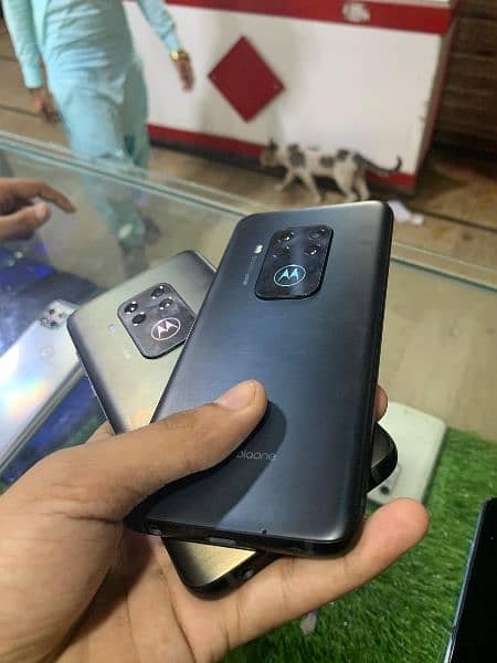 Motorola one zoom (4+128) dual sim pta approved/ New stocks available 7