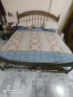 King Size bed With side table 0