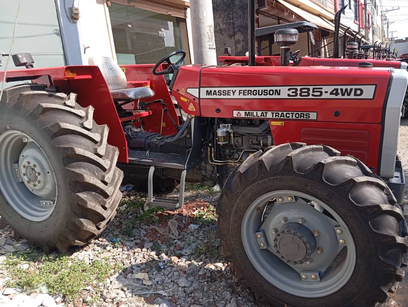 Massey Ferguson 4WD (2024) Bank Leased 1