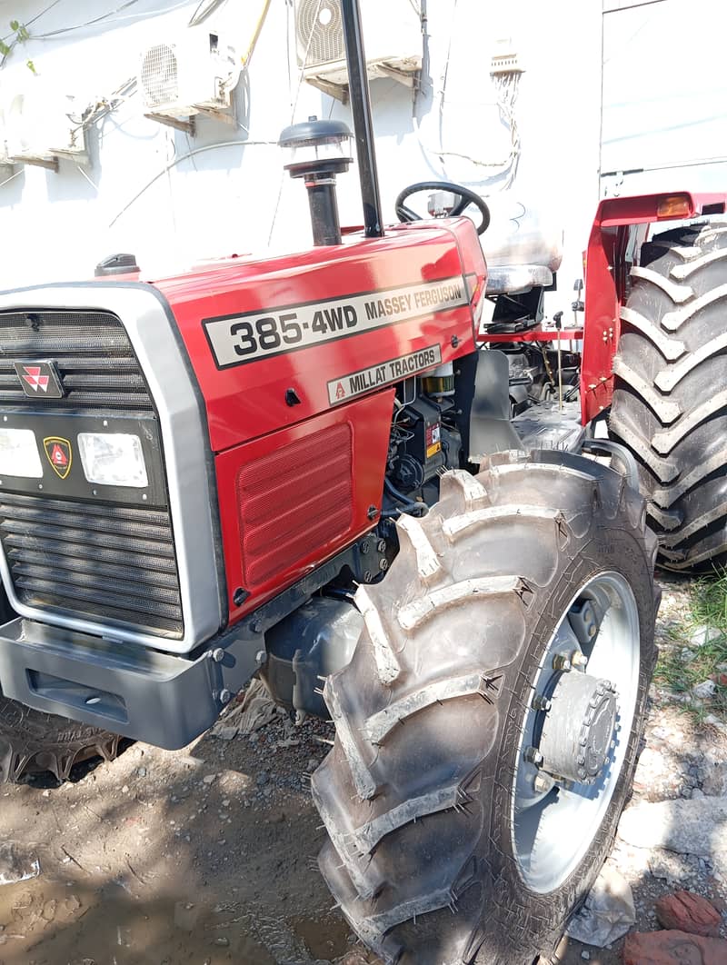 Massey Ferguson 4WD (2024) Bank Leased 5