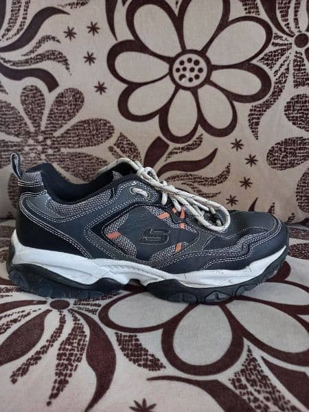 Skechers Sprata Original Branded Shoes | Size 9.5 0