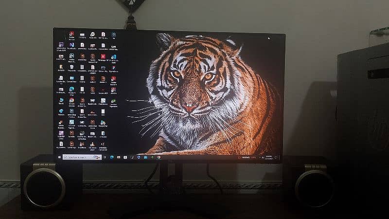 Dell monitor border less 6