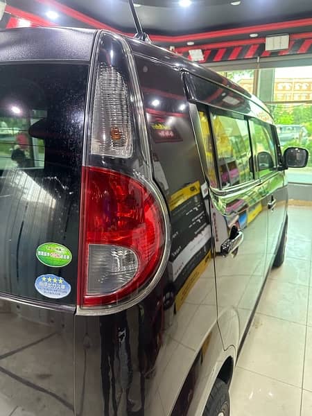 Suzuki MR Wagon 2015 11