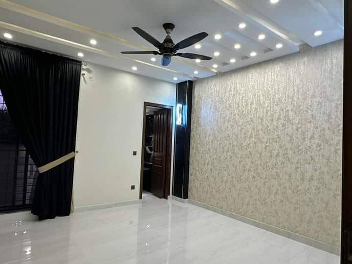 10 Marla Brand New Luxury Lower Portion Is Available For Rent In Awais Qarni Block Bahria Town Lahore 11