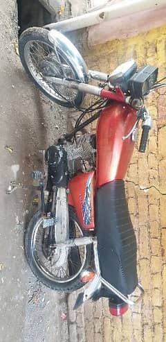 Honda 125 2007 Read full add