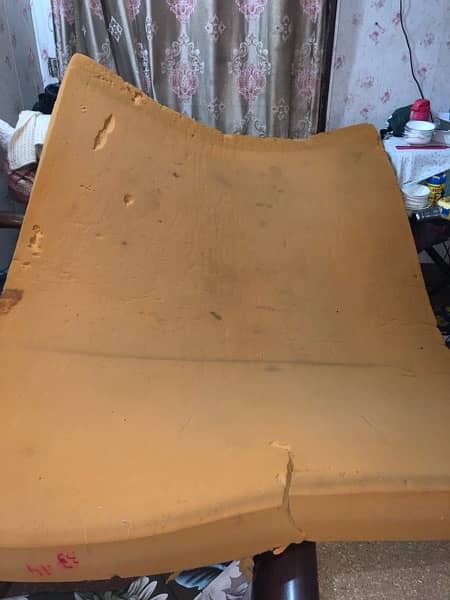 Queen size Bed for sale with used Foam 9