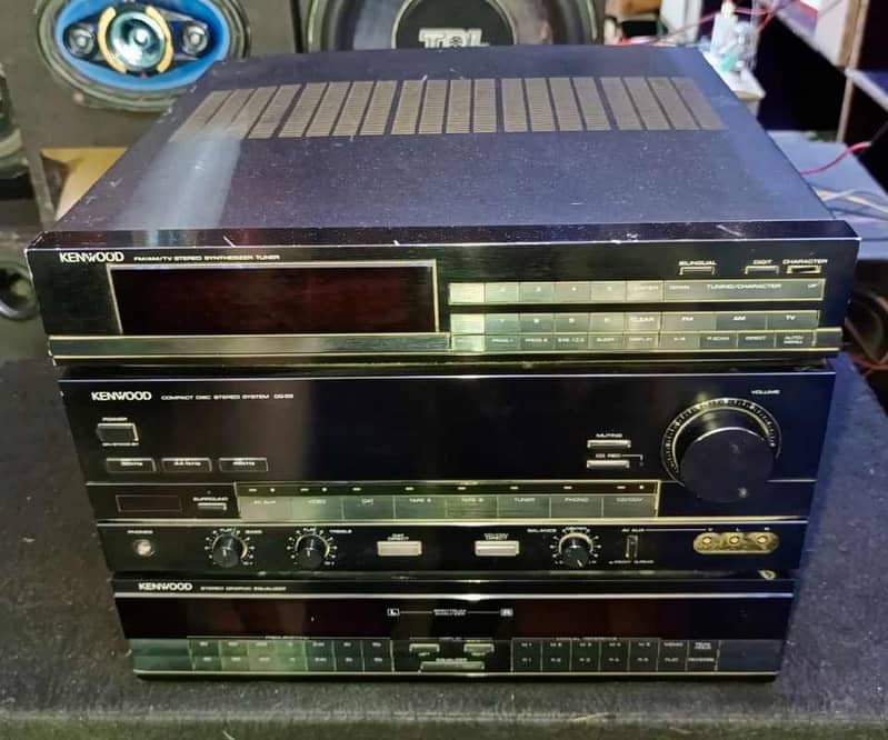 ofKenwood Japanese stereo  Amplifier  best quality compact disc stereo 2