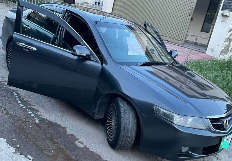 Honda Accord 2003 Model 2005 Import 4