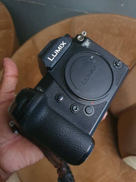 lumix s1 0