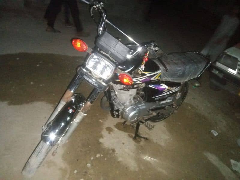 Honda 125 2020 KHI 5