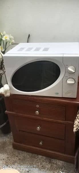 DuraBrand Microwave Oven 5