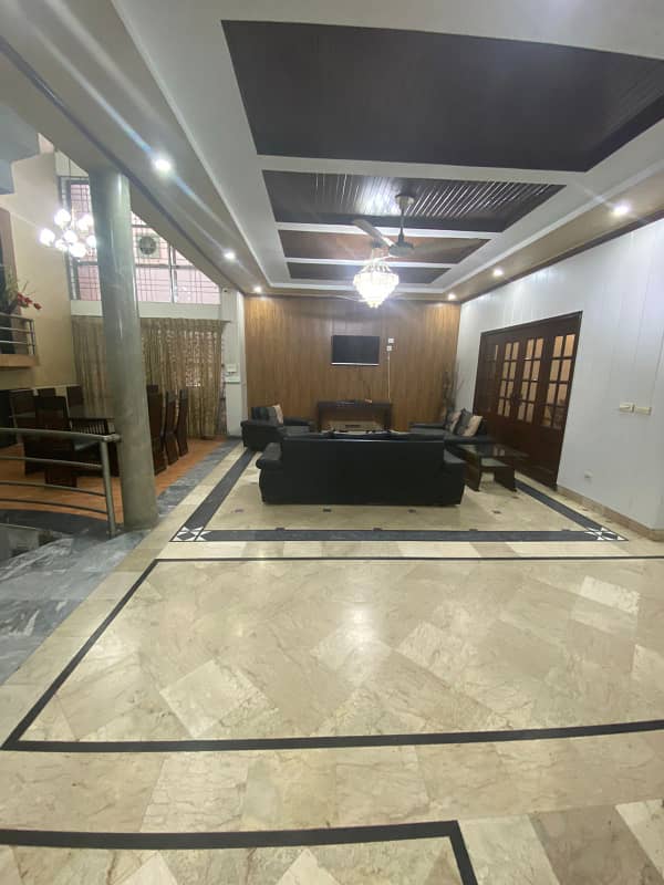 7 Bed with full Basement 1 Kanal House for Rent in DHA Phase 3 Lahore 0