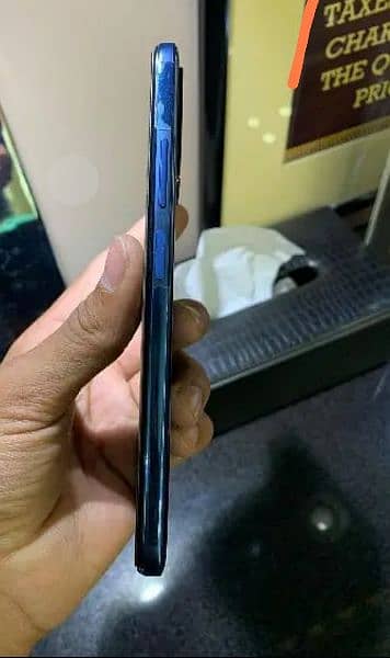 Redmi note 11 in very good condition6/128 2