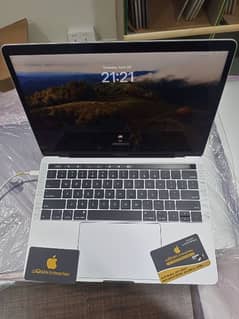 MACBOOK PRO 2018 CTO MODLE 13 INCH TOUCHBAR CORE I5 QUAD CORE 16GB 1TB