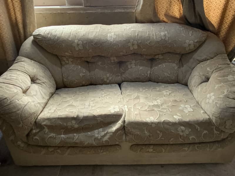 7 Seater sofa For sale 3