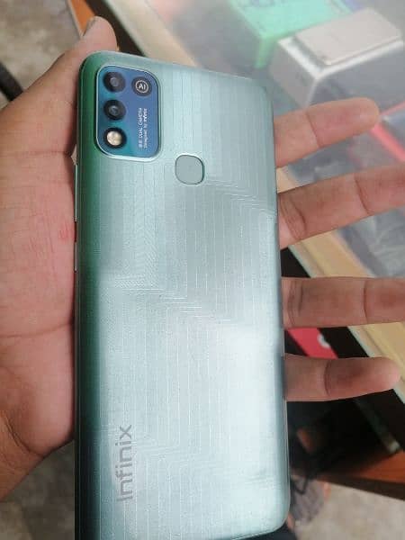 infinix hot 11 play with box without charger all OK 10 by 10 condition 0