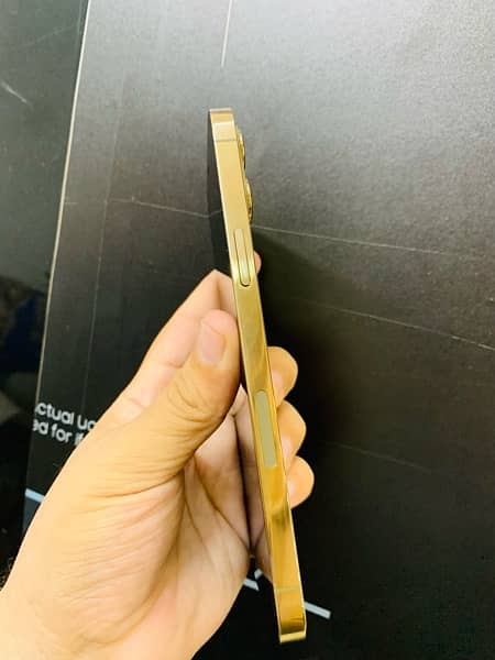 Apple iPhone 12 Pro max 256GB Gold Factory Unlock 7