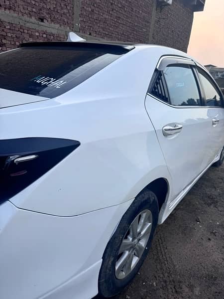 Toyota Altis Grande 2015 5