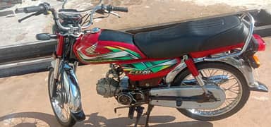 Honda 70cc All punjab no. Exchange possible honda 125/pridor/ybz etc