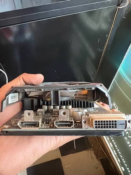 gaming 4 GB ASU’s graphic card GTX 1050ti 2