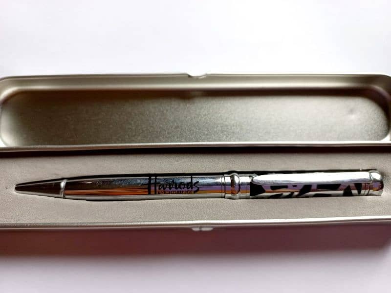 HARROD'S OF LONDON BEAUTIFUL PEN - GIFT FOR LIFE! 12