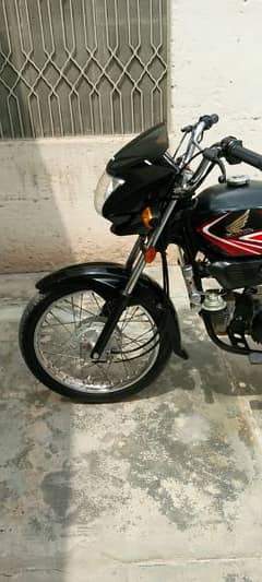 Honda prider