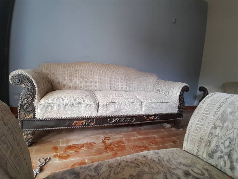 Sofa set Sofe 7 seater sofy set used in good condition 4