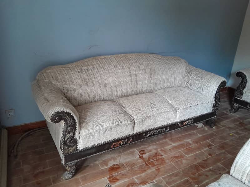 Sofa set Sofe 7 seater sofy set used in good condition 7