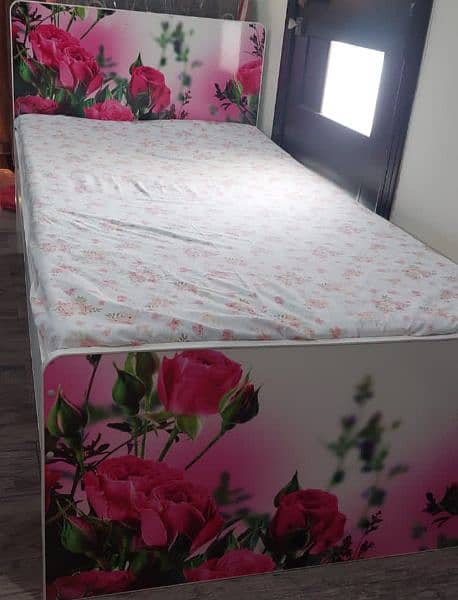 Singlebed white decopainted+printed flowers on back and front+mattress 1