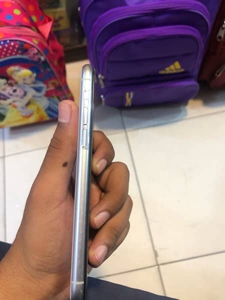 iphone 11 pro 3