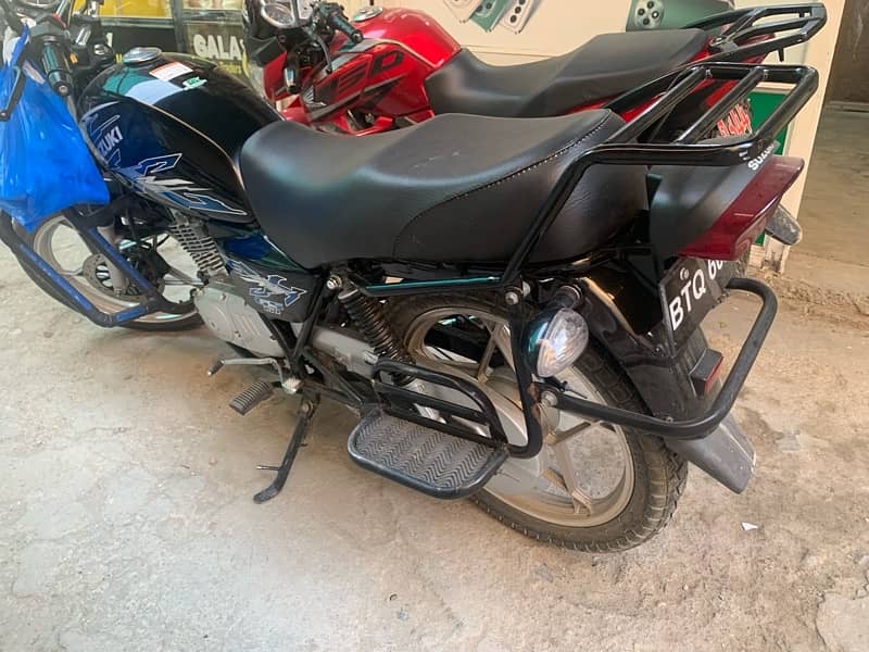 Suzuki gs 150 se 1