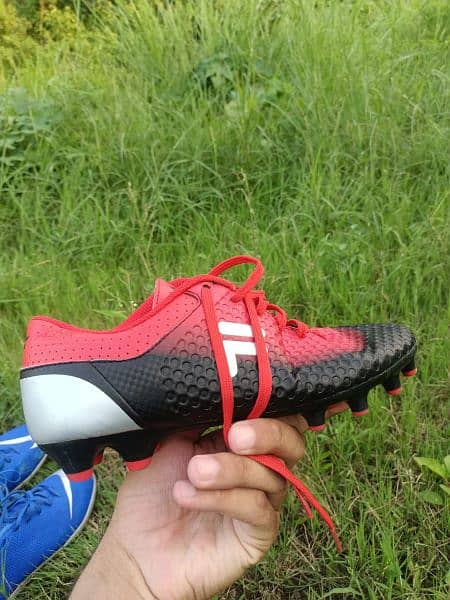 Football boots with studs 2