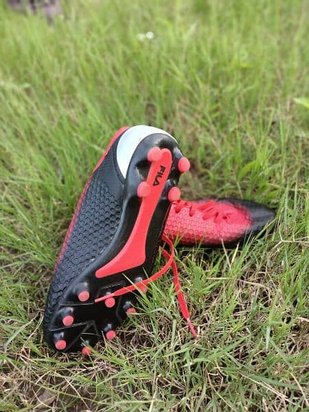 Football boots with studs 4