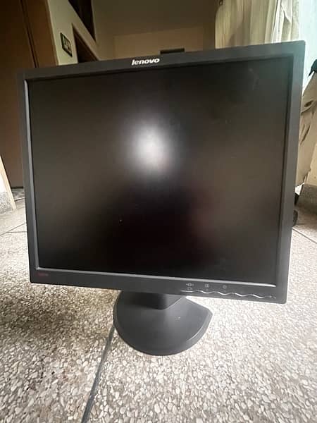 Lenovo ThinkVision 9419-HC2 19” LCD Monitor 3