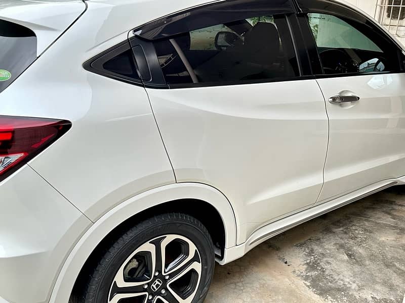 Title: Honda Vezel 2017 Model ( Reg 2022 ) 7