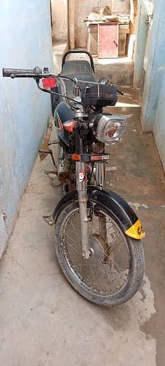 I'm selling my super star 70cc bike model 2022 only on Rs 68000