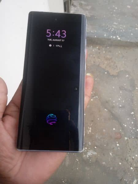 LG wing finger display pr adge screen 7