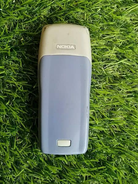 Nokia 1100 1